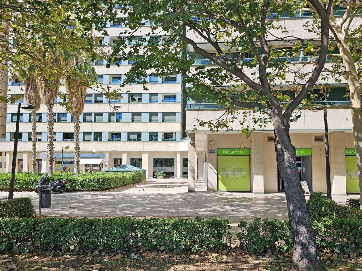 Apartamentos Las Ciencias F Valencia Bagian luar foto